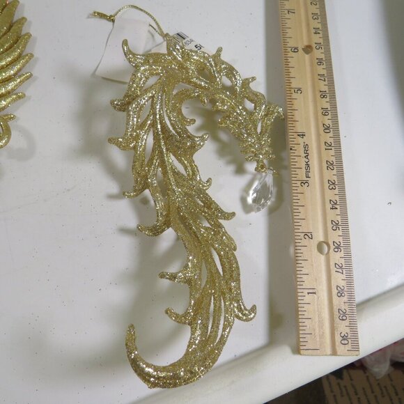 Unique Wreath and Swirly arching pieces (Fairy or Victorian Feel) Glittered - Picture 7 of 12